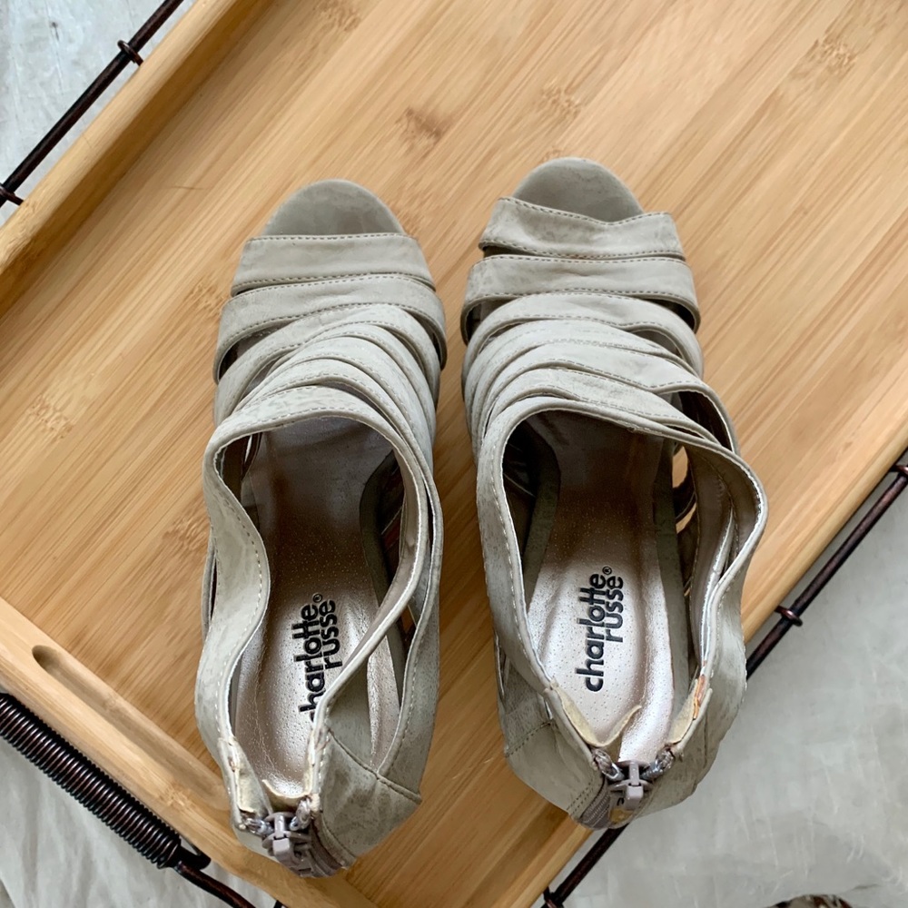 Charlotte Russe Nude Wedge Heel - Picture 3 of 8